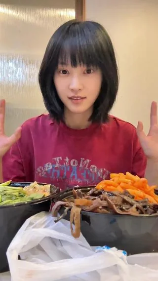 第10集 | 减肥 重新更新#减肥日记 #这也太好吃了 #黄灿灿 封面